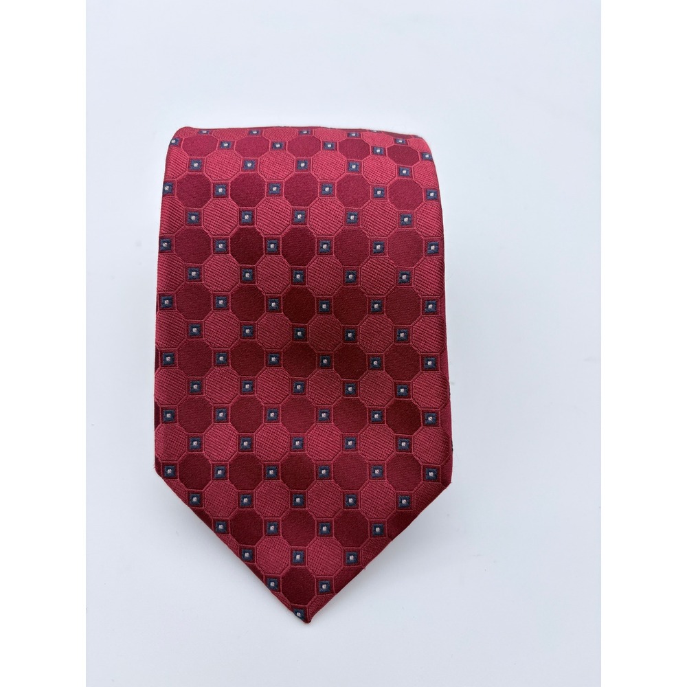 Tommy Hilfiger Necktie Mens OS Red Geometric Medallion 100% Silk Classic Tie